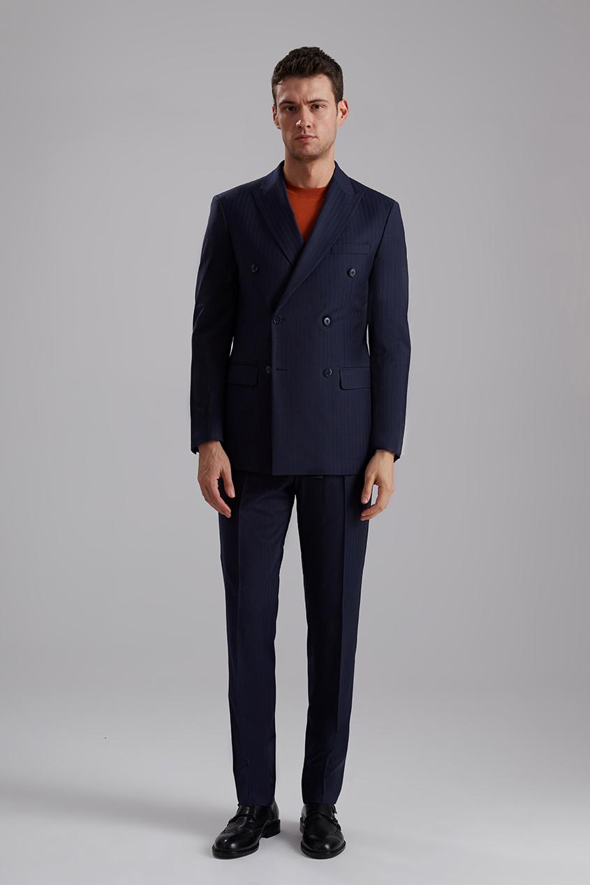 MEN'S SUIT